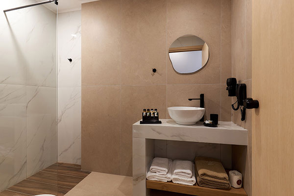 Deluxe Suite at Lotus Rise Adults Only Hotel 